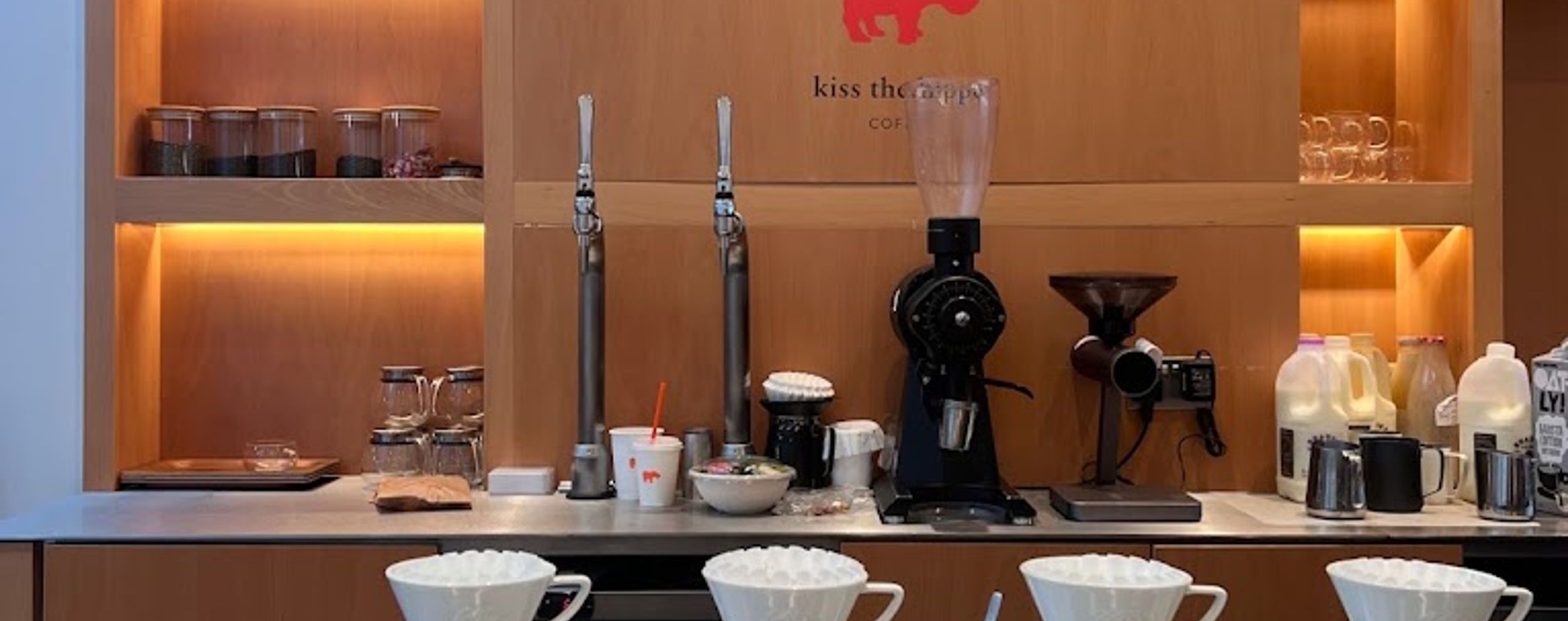 Kiss the Hippo Coffee Fitzrovia — specialty coffee shop in London