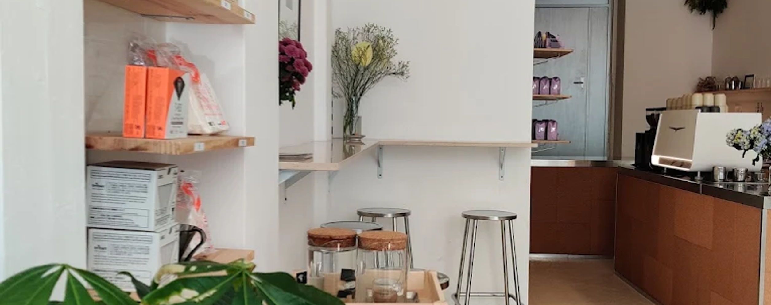 Von&Vonnie Microroasters — coffee roaster in Porto
