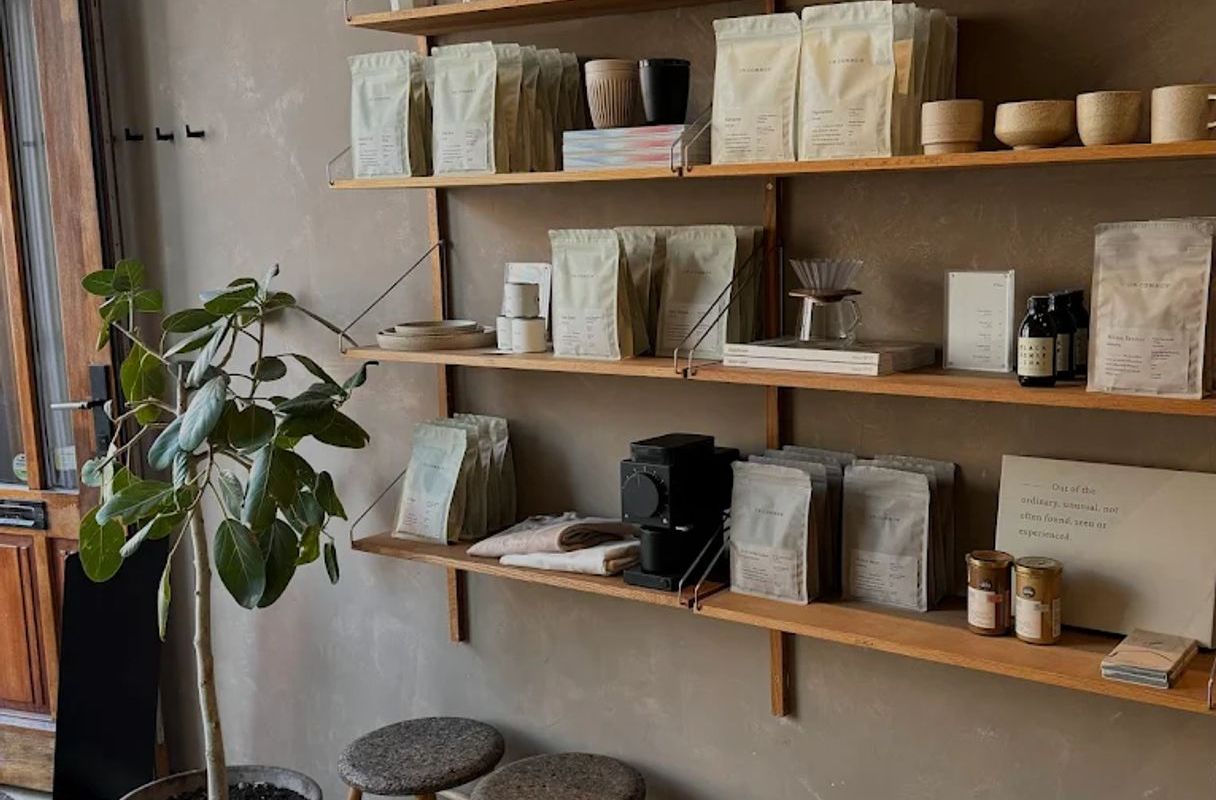 Uncommon Cafe — specialty coffee shop in Amsterdam