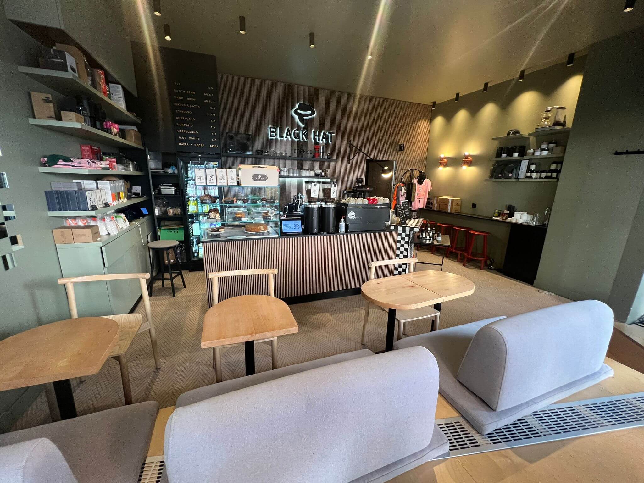 Black Hat — specialty coffee shop in Hamburg