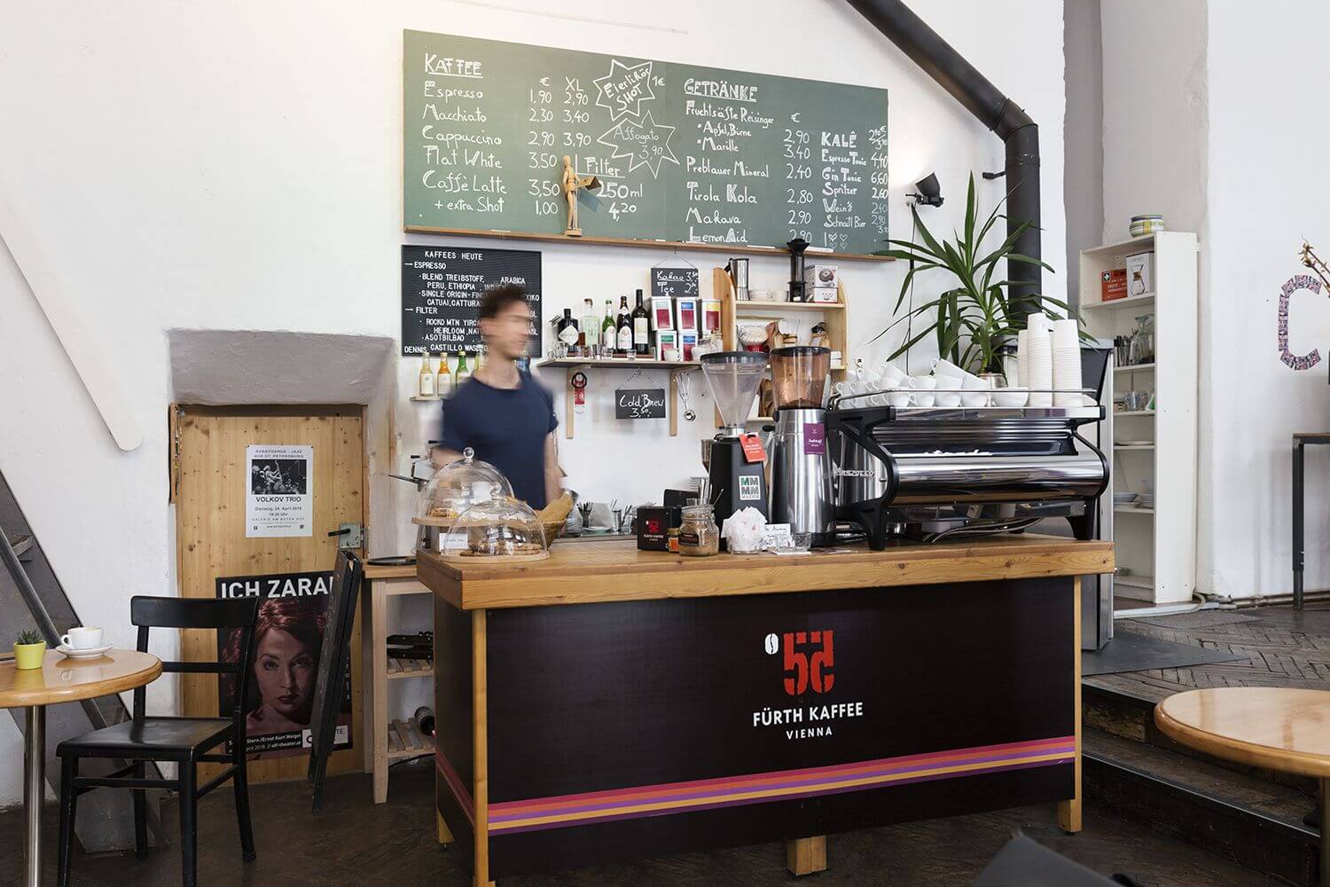 Coffee Comet — specialty coffee shop in Vienna