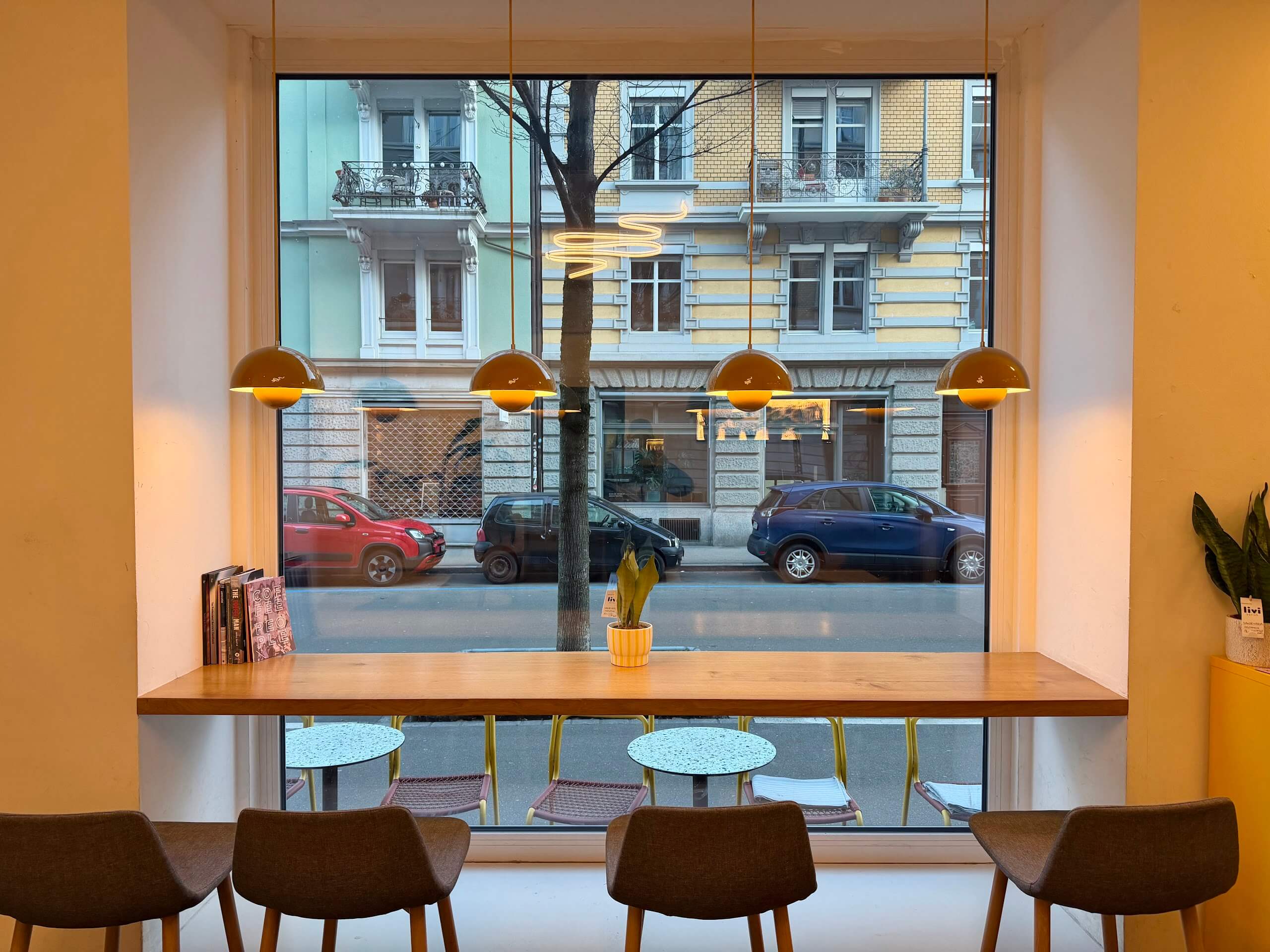 Commercial – The Project — specialty coffee shop in Zurich