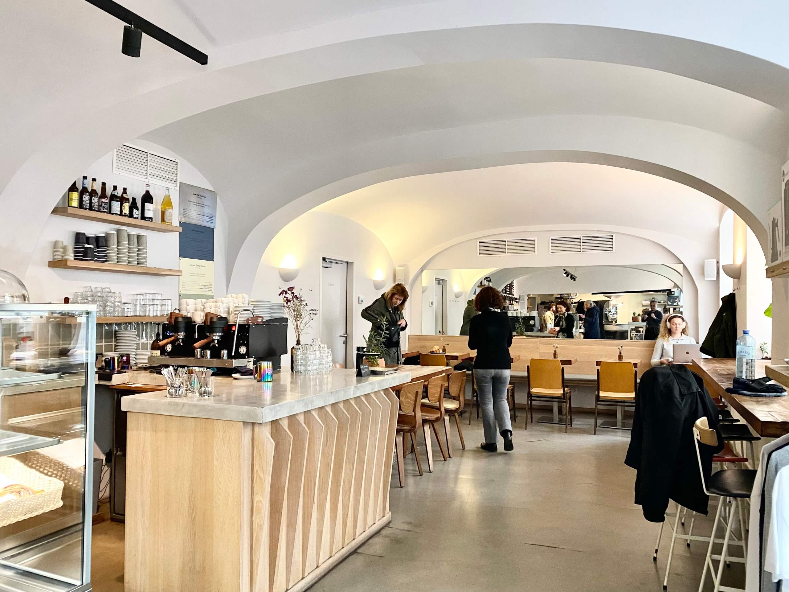 Jonas Reindl Coffee Roasters — coffee roaster in Vienna