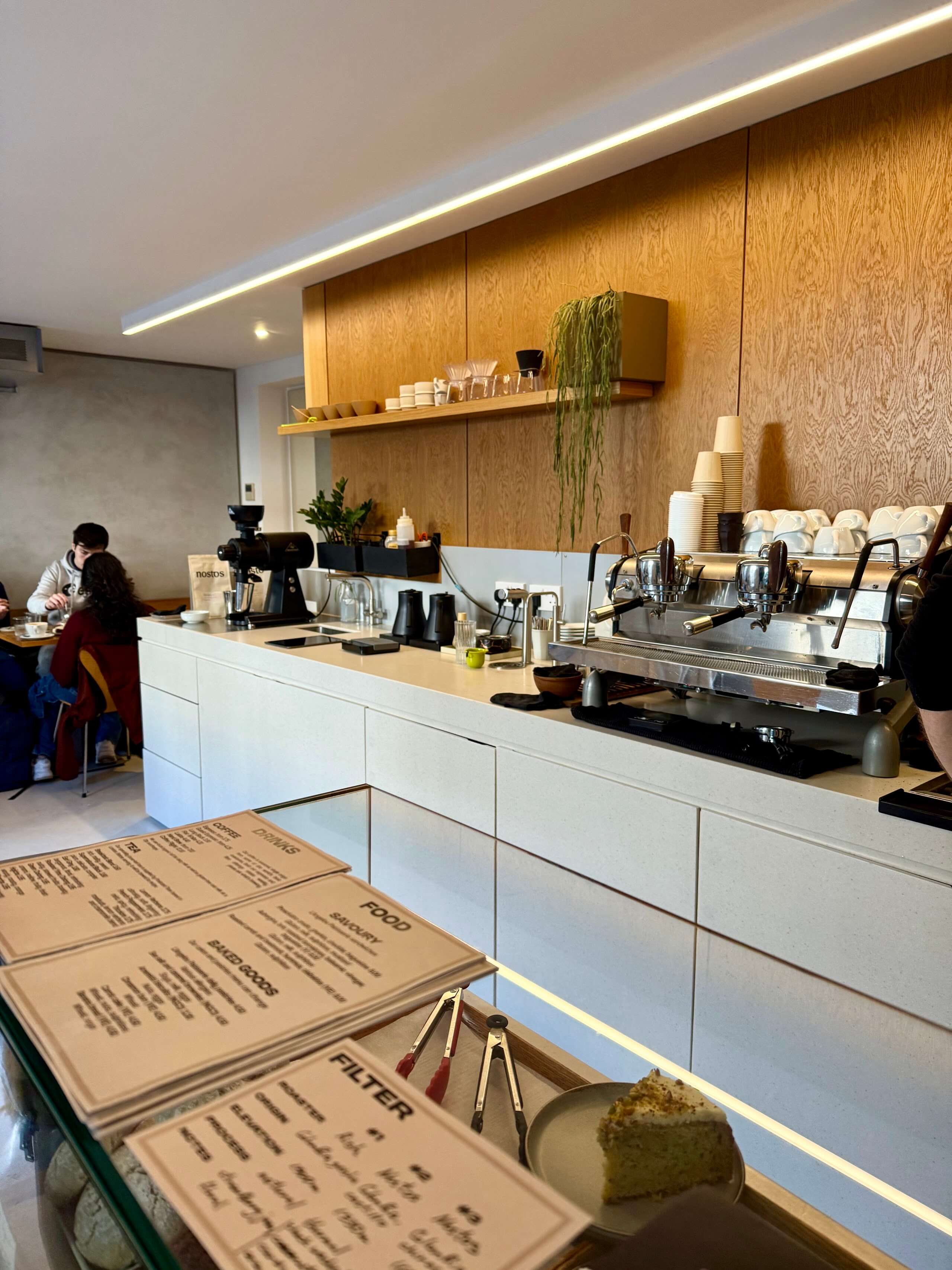 Lowdown — specialty coffee shop in Edinburgh
