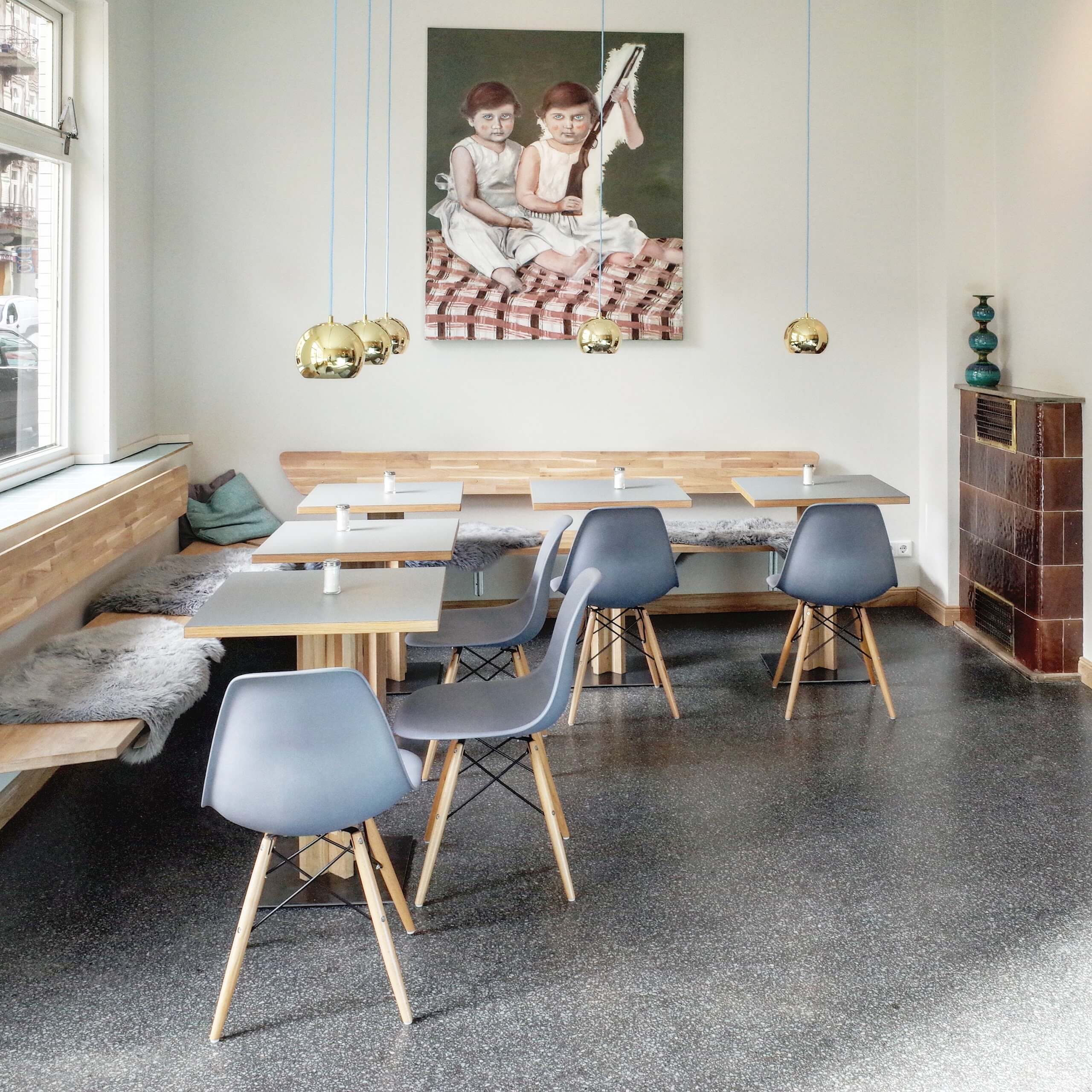 Milch — specialty coffee shop in Hamburg